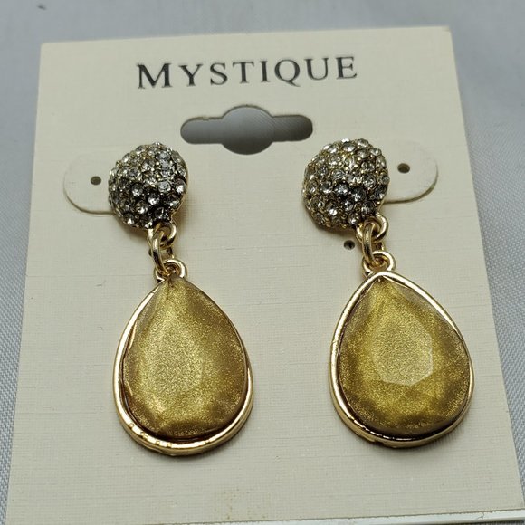 Mystique gold tear drop champagne and rhinestone pierced earring - Picture 3 of 4